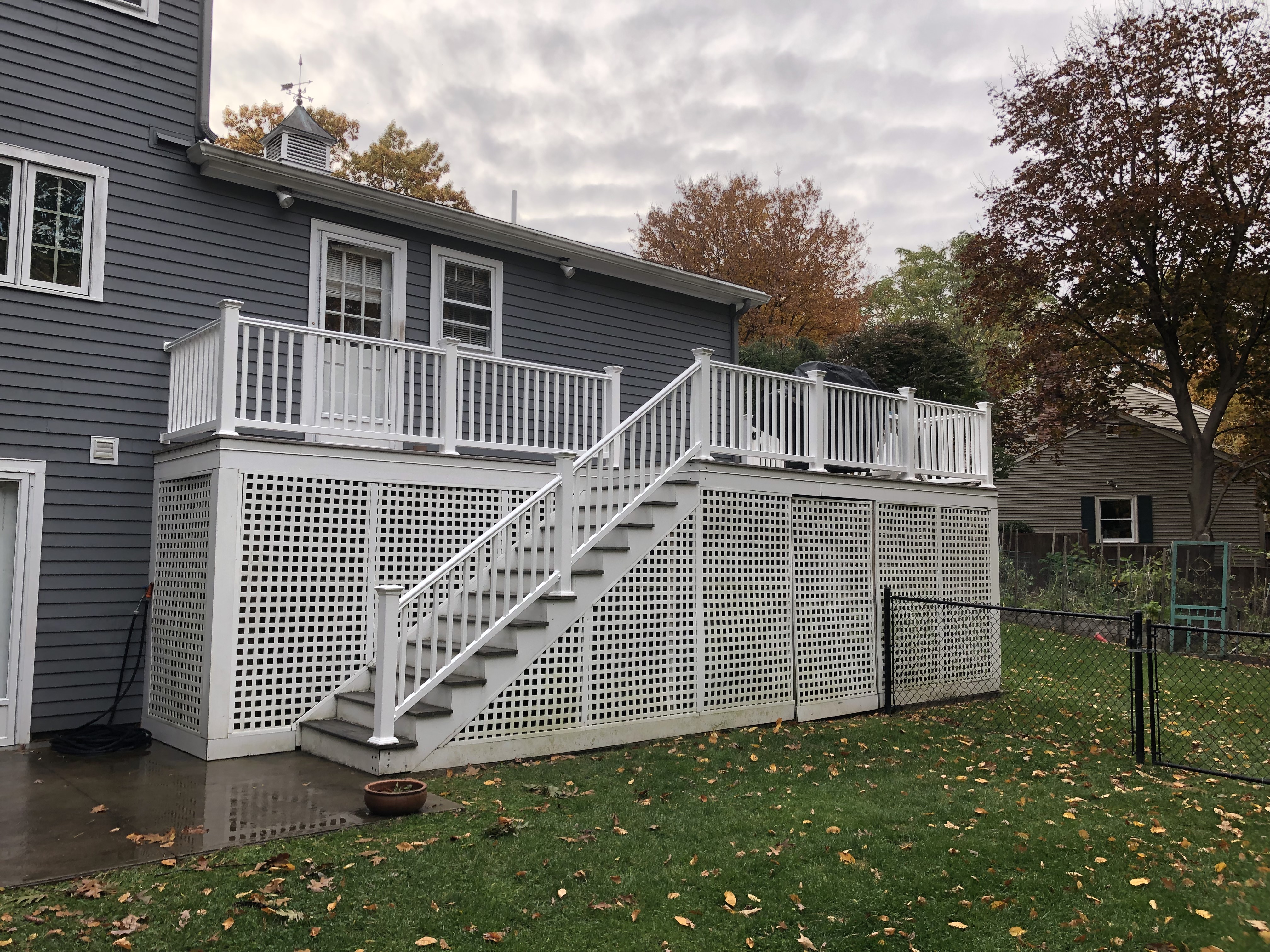 Tillinger Deck Detail