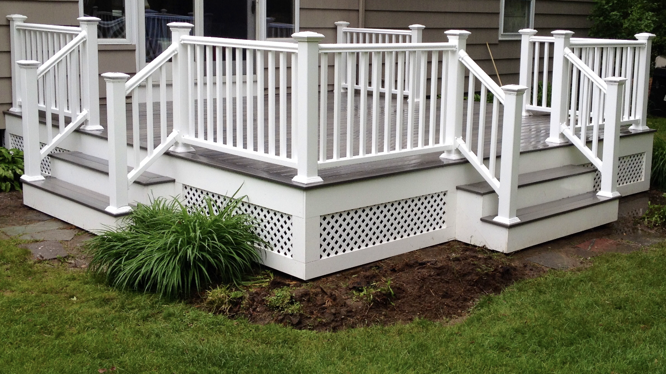 Dual-Entry Back Deck
