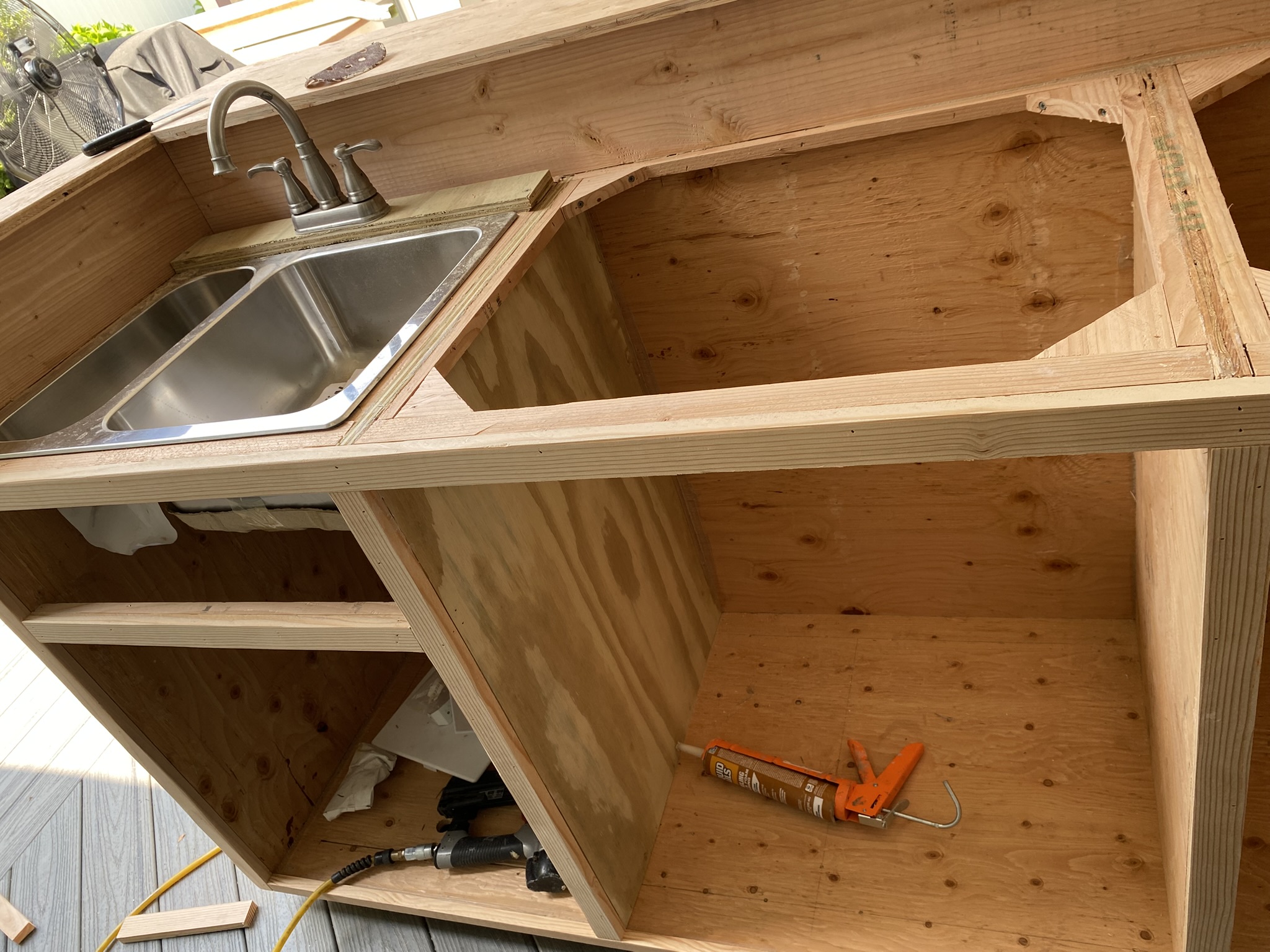 Custom Outdoor Kitchen Installation