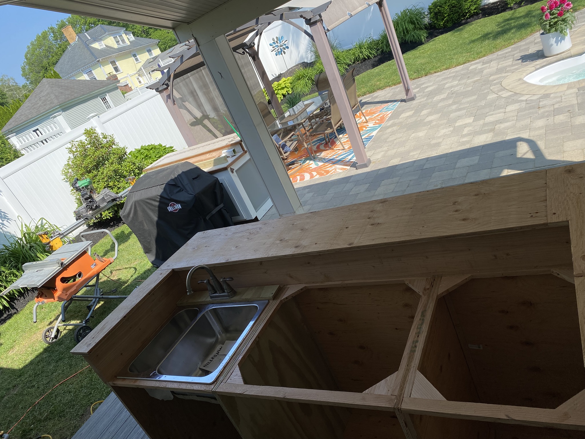Outdoor Kitchen Construction